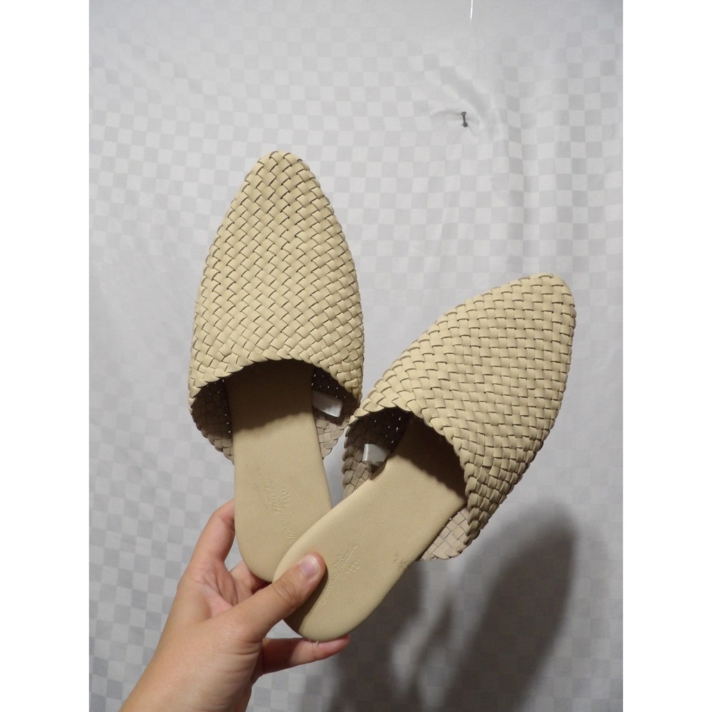 UNIVERSAL THREAD Woven Mules | 8 1/2